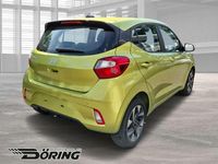 Gebraucht Hyundai i10 Trend 77 PS (56 kW) 2024 Lucid lime / met Kleinwagen