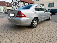 Gebraucht Mercedes C220 150 PS (110 kW) 2004 Silber Limousine