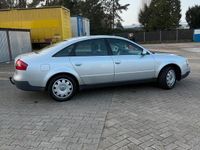 Gebraucht Audi A6 125 PS (91 kW) 2000 Grau Limousine