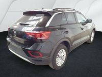 Gebraucht VW T-Roc Life 116 PS (85 kW) 2024 Deep black perleffekt (metallic) SUV