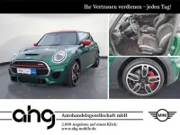 Gebraucht Mini John Cooper Works Sport 231 PS (169 kW) 2020 British racing green meta Kleinwagen