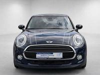 Second-hand Mini Cooper D 116 CP (85 kW) 2016 Albastru Hatchback