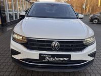 Gebraucht VW Tiguan Active 150 PS (110 kW) 2021 Pure white SUV