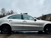 Gebraucht Mercedes E320 Avantgarde 224 PS (164 kW) 2002 Grau Limousine