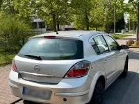 Gebraucht Opel Astra 104 PS (76 kW) 2007 Silber Limousine