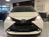 Gebraucht Toyota Aygo Edition-S 69 PS (50 kW) 2017 Weiß Kleinwagen