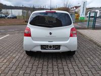 Gebraucht Renault Twingo Night&Day 75 PS (55 kW) 2011 Weiß Kleinwagen