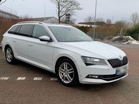 Gebraucht Skoda Superb Style 190 PS (139 kW) 2018 Weiß Kombi