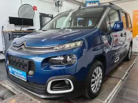 Gebraucht Citroën Berlingo Feel 110 PS (80 kW) 2019 Lackierung nachtblau/typ auss Van / Kleinbus
