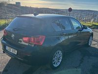 Gebraucht BMW 116 109 PS (80 kW) 2015 Schwarz Kleinwagen
