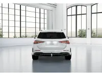 Gebraucht Mercedes C200 AMG 163 PS (119 kW) 2025 Unilack polarweiß Kombi