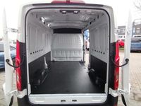 Gebraucht Maxus eDeliver 9 150 kW (204 PS) 2024 Weiß Van