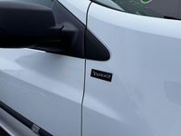 Gebraucht Renault Clio III 75 PS (55 kW) 2012 Weiß Kleinwagen