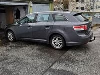 Gebraucht Toyota Avensis Executive 147 PS (108 kW) 2010 Grau Kombi