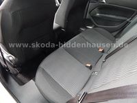 Gebraucht Peugeot 308 Active 131 PS (96 kW) 2016 Weiß Kleinwagen