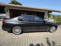 Gebraucht BMW 750 400 PS (294 kW) 2019 Grau Limousine