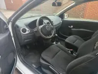 Gebraucht Renault Clio 75 PS (55 kW) 2012 Weiß Kleinwagen