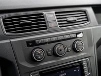 Second-hand VW Caddy Maxi 102 CP (75 kW) 2020 Alb Monovolum