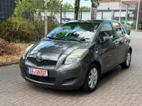 Gebraucht Toyota Yaris Cool 69 PS (50 kW) 2011 Grey metallic Kleinwagen