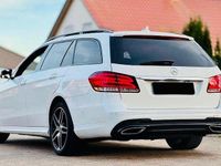 Gebraucht Mercedes E350 AMG 258 PS (189 kW) 2016 Weiß Kombi