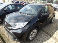 Gebraucht Toyota Aygo X Play 72 PS (52 kW) 2023 Mysticschwarz SUV