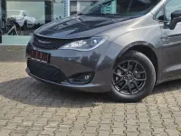 Second-hand Chrysler Pacifica 291 CP (214 kW) 2020 Gri Monovolum