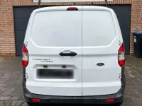 Gebraucht Ford Transit 102 PS (75 kW) 2020 Weiß Van / Kleinbus