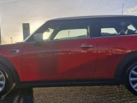 Gebraucht Mini Cooper 136 PS (100 kW) 2021 Chili red Kleinwagen