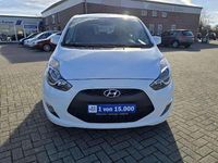 Gebraucht Hyundai ix20 Trend 90 PS (66 kW) 2016 Weiß Kleinwagen