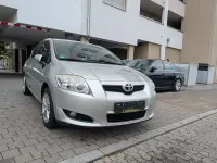 Gebraucht Toyota Auris Sol 124 PS (91 kW) 2007 Silber Kleinwagen