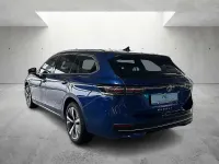 Gebraucht VW Passat IQ Drive 150 PS (110 kW) 2024 Blau Kombi