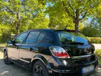 Gebraucht Opel Astra 140 PS (102 kW) 2008 Schwarz Kleinwagen