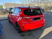 Gebraucht Ford Fiesta Active 101 PS (74 kW) 2018 Rot Kleinwagen