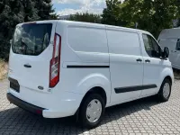 Gebraucht Ford 300 105 PS (77 kW) 2021 Weiß Van / Kleinbus