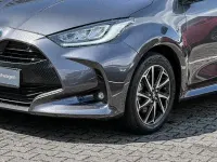 Gebraucht Toyota Yaris Basis 116 PS (85 kW) 2022 Marlingrau metallic Kleinwagen