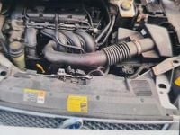 Gebraucht Ford C-MAX 105 PS (77 kW) 2006 Silber Van / Kleinbus