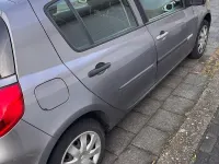 Gebraucht Renault Clio II Expression 75 PS (55 kW) 2011 Grau Kleinwagen