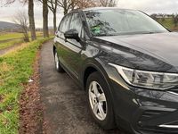 Gebraucht VW Tiguan 150 PS (110 kW) 2021 Grau SUV