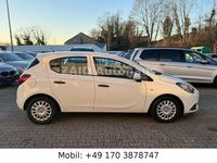 Gebraucht Opel Corsa Selection 69 PS (50 kW) 2015 Weiß Limousine