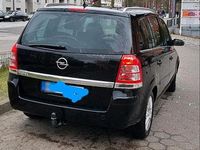 Gebraucht Opel Zafira 115 PS (84 kW) 2008 Schwarz Van / Kleinbus