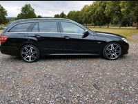 Gebraucht Mercedes E200 Avantgarde 184 PS (135 kW) 2010 Schwarz Kombi