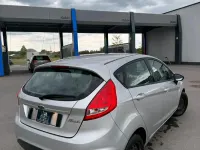 Gebraucht Ford Fiesta 82 PS (60 kW) 2012 Silber Kleinwagen
