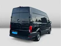 Gebraucht VW Crafter 140 PS (102 kW) 2025 Schwarz (deep black perleffekt) Van