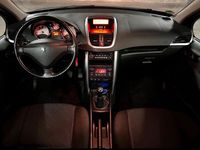 Gebraucht Peugeot 207 90 PS (66 kW) 2006 Silber Limousine