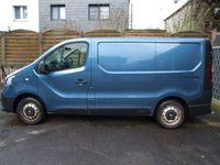 Gebraucht Renault Trafic Komfort 95 PS (69 kW) 2018 Blau Van / Kleinbus