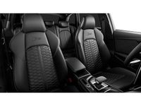 Gebraucht Audi RS4 Ambiente 450 PS (330 kW) 2023 Daytonagrau perleffekt Kombi