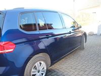 Gebraucht VW Touran Move 150 PS (110 kW) 2023 Blau Van / Kleinbus