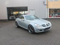 Second-hand Mercedes SLK200 163 CP (119 kW) 2005 Argintiu Cabrio
