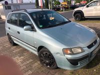 Gebraucht Mitsubishi Space Star Motion 98 PS (72 kW) 2003 Silber Van / Kleinbus