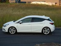 Usata Opel Astra 200 CV (147 kW) 2017 Bianco Berlina